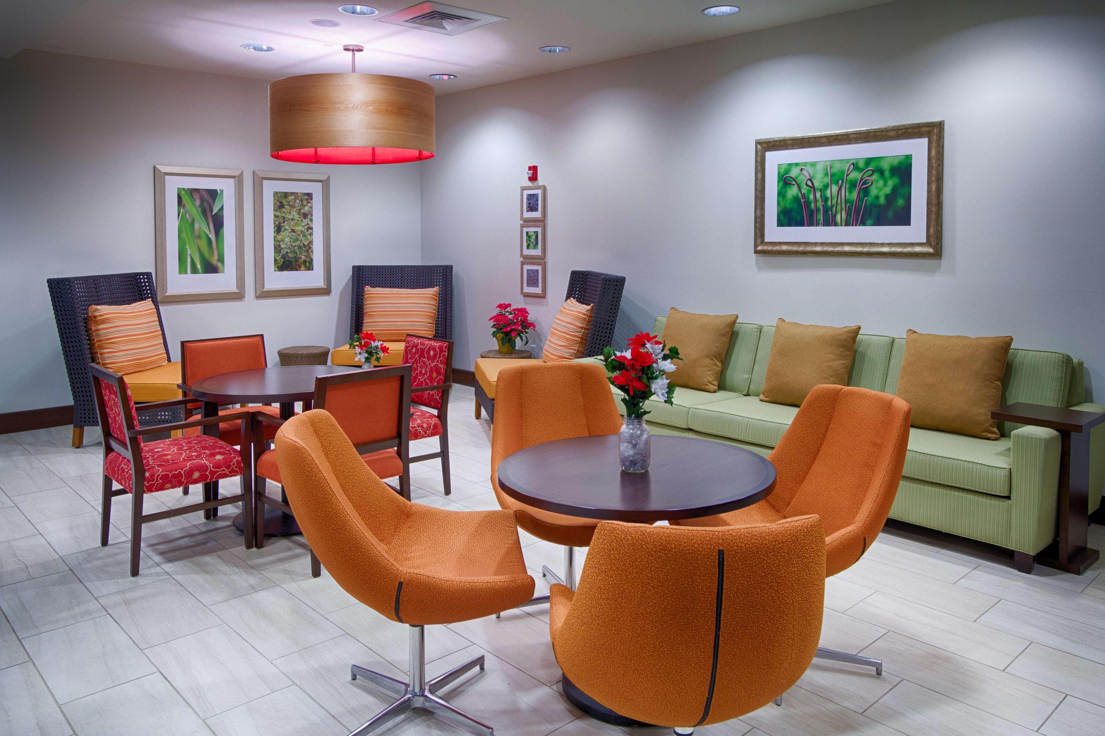 Hilton Garden Inn Salina Zewnętrze zdjęcie